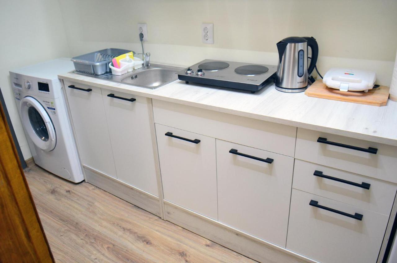 Private Apartment In The City Centre. 오라데아 외부 사진